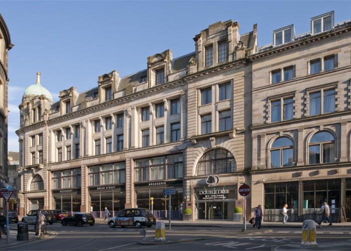 Nr 1 full width on its own